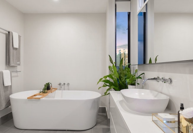 House Cleaning 3 steven ungermann Aac7IlKnYX8 unsplash min